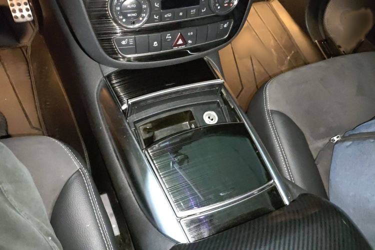 Used Mercedes-Benz R-Class 2014 R 320 4MATIC Business Model Gear Lever