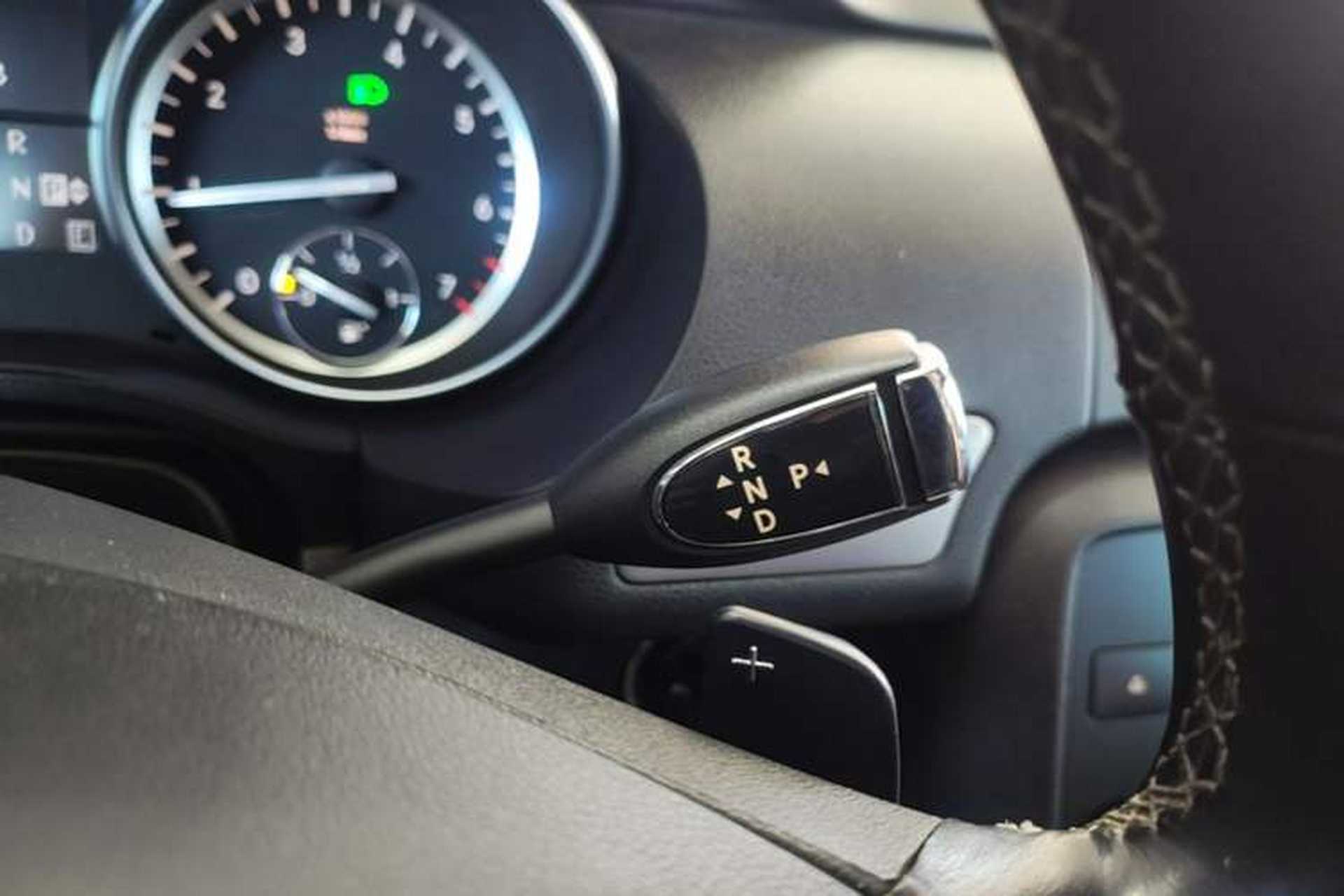 Used Mercedes-Benz R-Class 2014 R 320 4MATIC Business Model Gear Lever