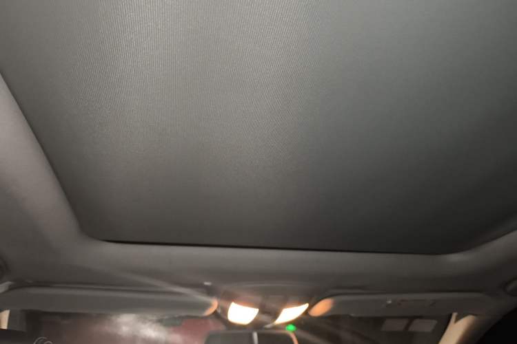 Used Mercedes-Benz R-Class 2014 R 320 4MATIC Business Model Headliner