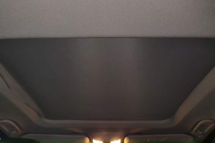 Used Mercedes-Benz R-Class 2014 R 320 4MATIC Business Model Headliner
