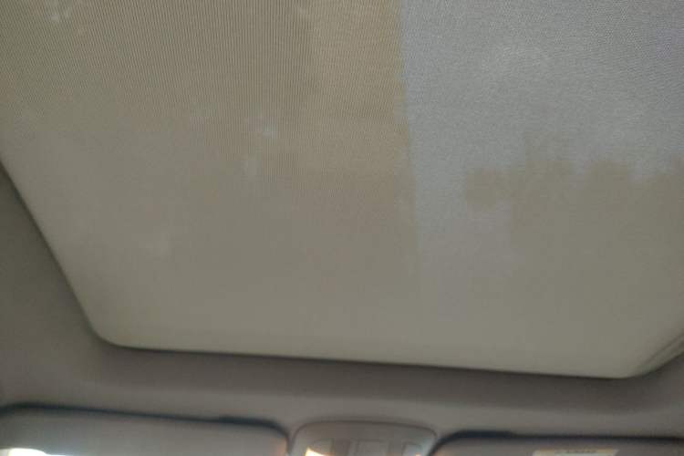 Used Mercedes-Benz R-Class 2014 R 320 4MATIC Luxury Model Headliner