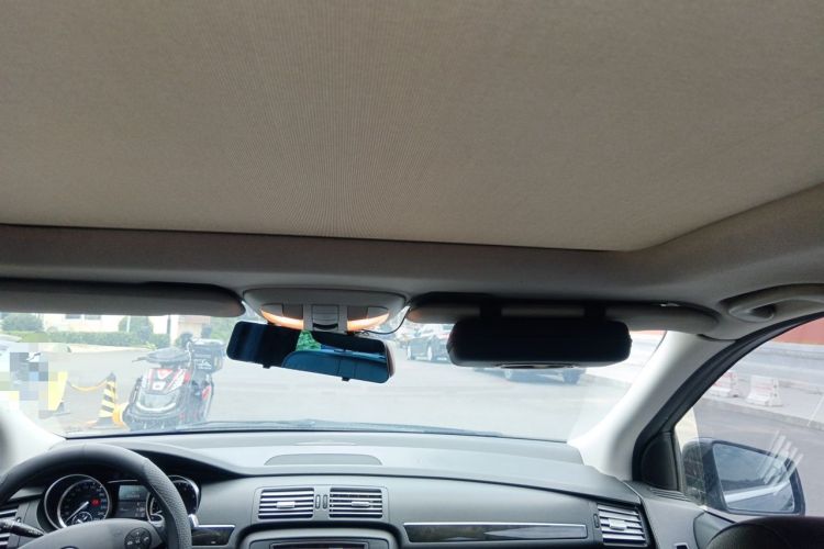 Used Mercedes-Benz R-Class 2014 R 400 4MATIC Business Model Headliner