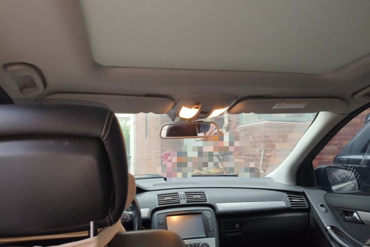 Used Mercedes-Benz R-Class 2014 R 320 4MATIC Business Model Headliner