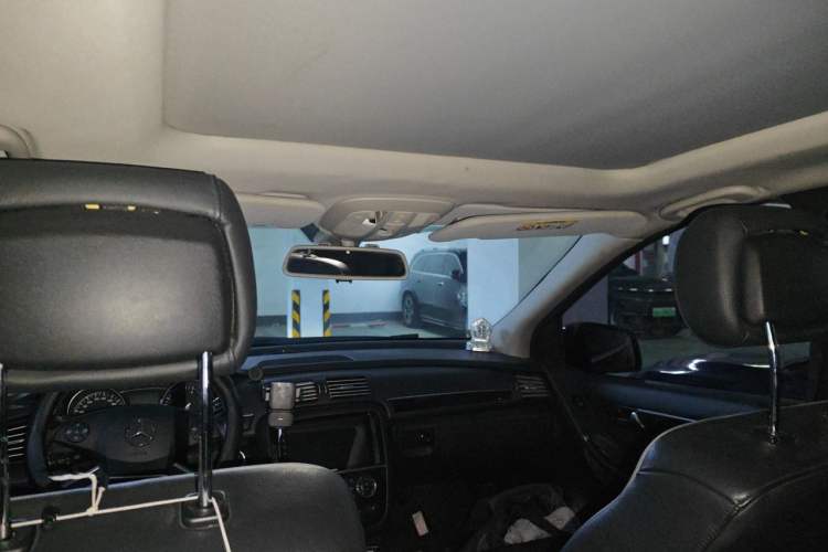 Used Mercedes-Benz R-Class 2014 R 400 4MATIC Business Model Headliner