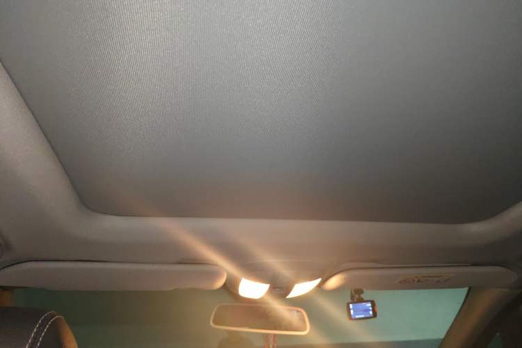 Used Mercedes-Benz R-Class 2014 R 320 4MATIC Business Model Headliner