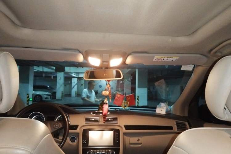 Used Mercedes-Benz R-Class 2014 R 320 4MATIC Luxury Model Headliner