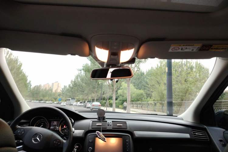 Used Mercedes-Benz R-Class 2014 R 320 4MATIC Business Model Headliner