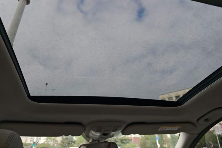 Used Mercedes-Benz R-Class 2014 R 320 4MATIC Business Model Headliner
