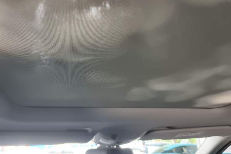 Used Mercedes-Benz R-Class 2014 R 320 4MATIC Business Model Headliner