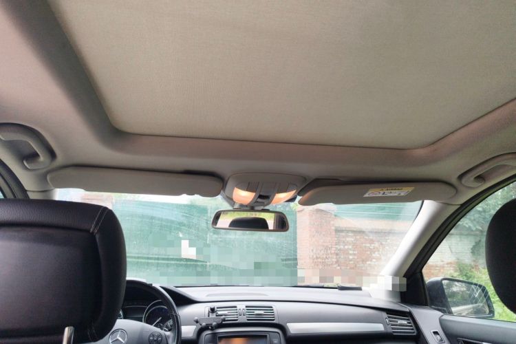 Used Mercedes-Benz R-Class 2014 R 320 4MATIC Business Model Headliner