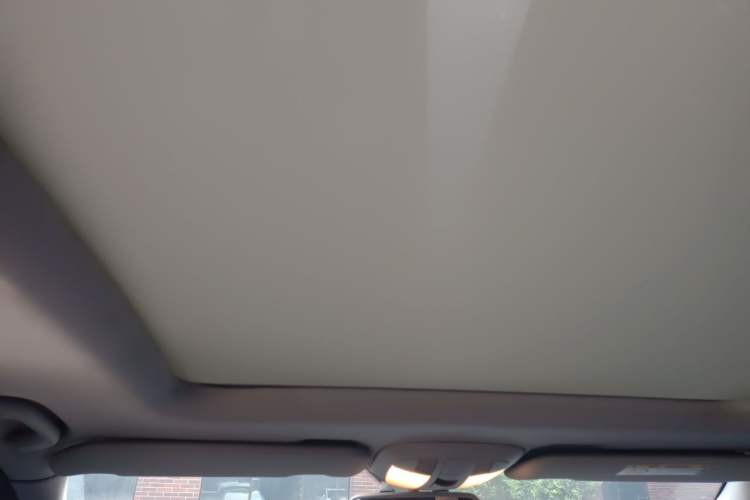 Used Mercedes-Benz R-Class 2014 R 320 4MATIC Business Model Headliner