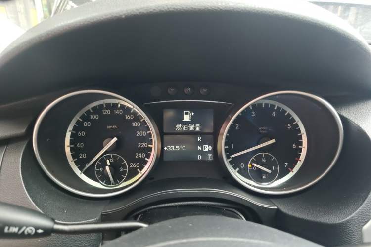Used Mercedes-Benz R-Class 2014 R 320 4MATIC Business Model Instrument Cluster