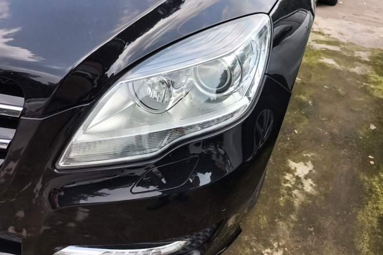 Used Mercedes-Benz R-Class 2014 R 320 4MATIC Business Model Left Front Headlight