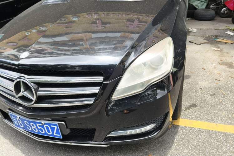 Used Mercedes-Benz R-Class 2014 R 320 4MATIC Business Model Left Front Headlight