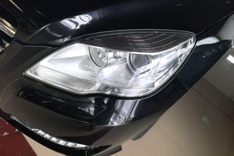 Used Mercedes-Benz R-Class 2014 R 320 4MATIC Business Model Left Front Headlight