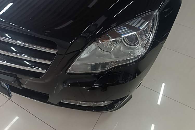 Used Mercedes-Benz R-Class 2014 R 320 4MATIC Business Model Left Front Headlight