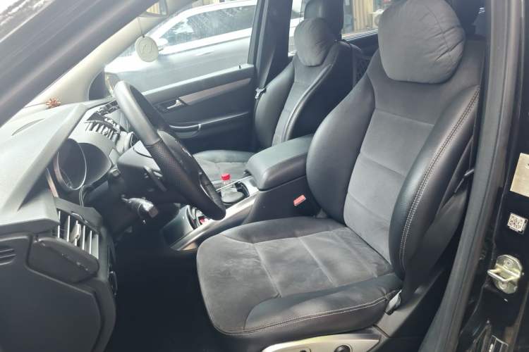 Used Mercedes-Benz R-Class 2014 R 320 4MATIC Business Model Left Front Seat