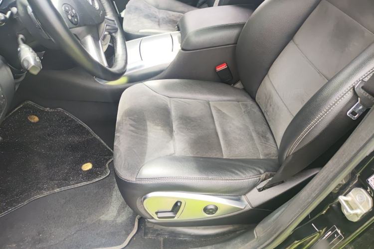 Used Mercedes-Benz R-Class 2014 R 320 4MATIC Business Model Left Front Seat