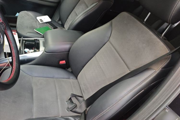 Used Mercedes-Benz R-Class 2014 R 320 4MATIC Business Model Left Front Seat