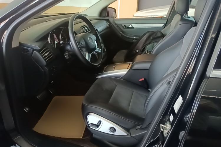 Used Mercedes-Benz R-Class 2014 R 320 4MATIC Business Model Left Front Seat