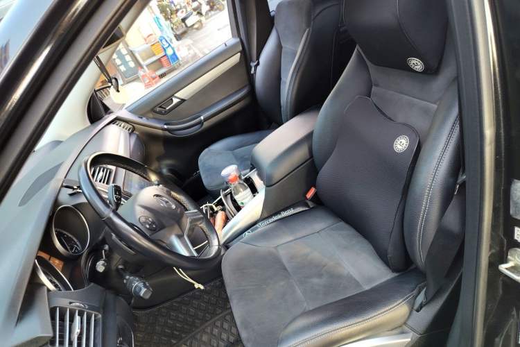 Used Mercedes-Benz R-Class 2014 R 320 4MATIC Business Model Left Front Seat