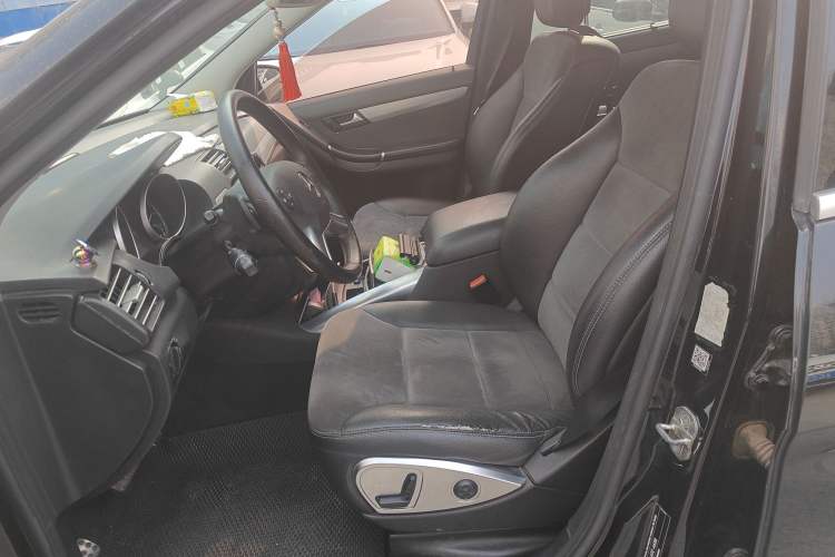 Used Mercedes-Benz R-Class 2014 R 320 4MATIC Business Model Left Front Seat
