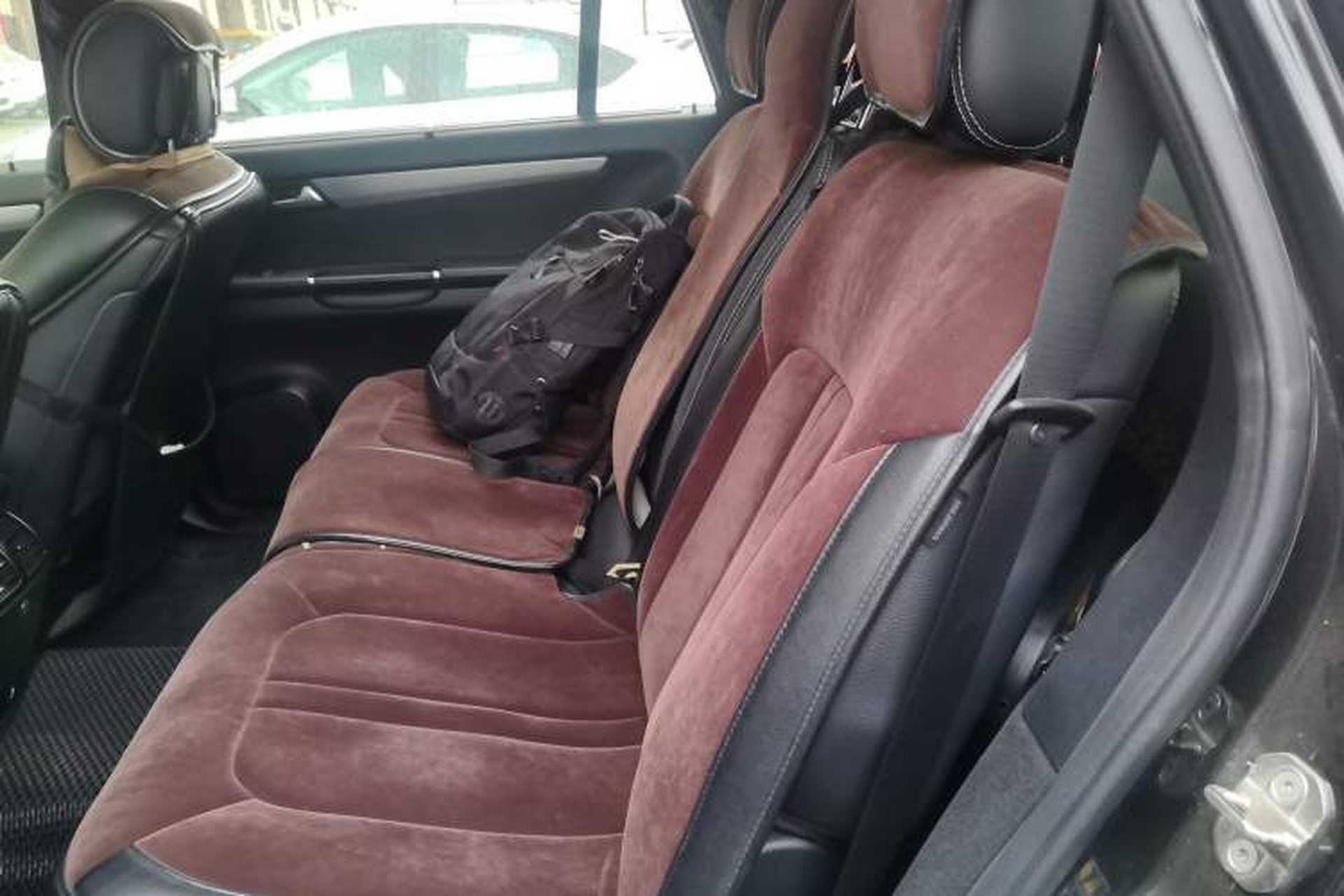 Used Mercedes-Benz R-Class 2014 R 320 4MATIC Business Model Left Rear Seat
