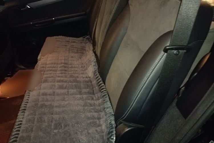 Used Mercedes-Benz R-Class 2014 R 320 4MATIC Business Model Left Rear Seat