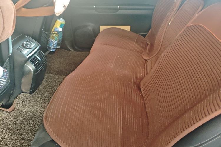 Used Mercedes-Benz R-Class 2014 R 320 4MATIC Business Model Left Rear Seat