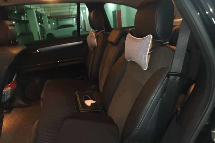 Used Mercedes-Benz R-Class 2014 R 320 4MATIC Business Model Left Rear Seat