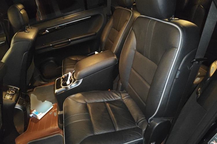Used Mercedes-Benz R-Class 2014 R 400 4MATIC Business Model Left Rear Seat