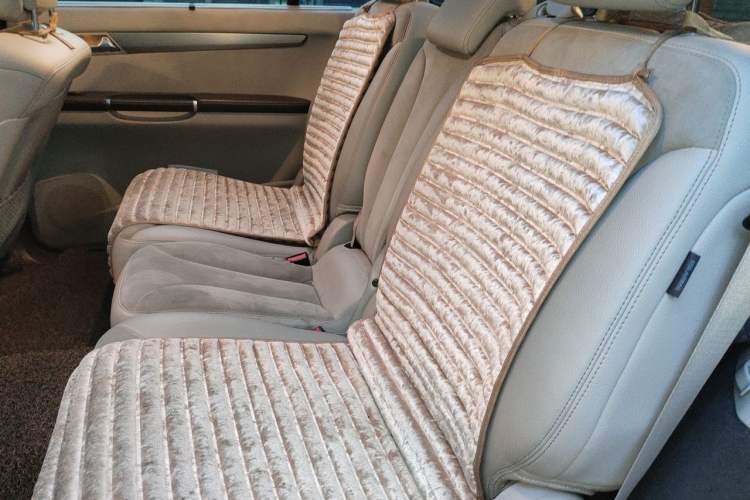 Used Mercedes-Benz R-Class 2014 R 320 4MATIC Business Model Left Rear Seat