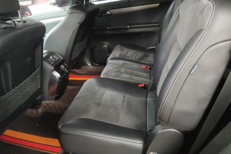 Used Mercedes-Benz R-Class 2014 R 320 4MATIC Business Model Left Rear Seat