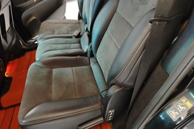 Used Mercedes-Benz R-Class 2014 R 320 4MATIC Business Model Left Rear Seat
