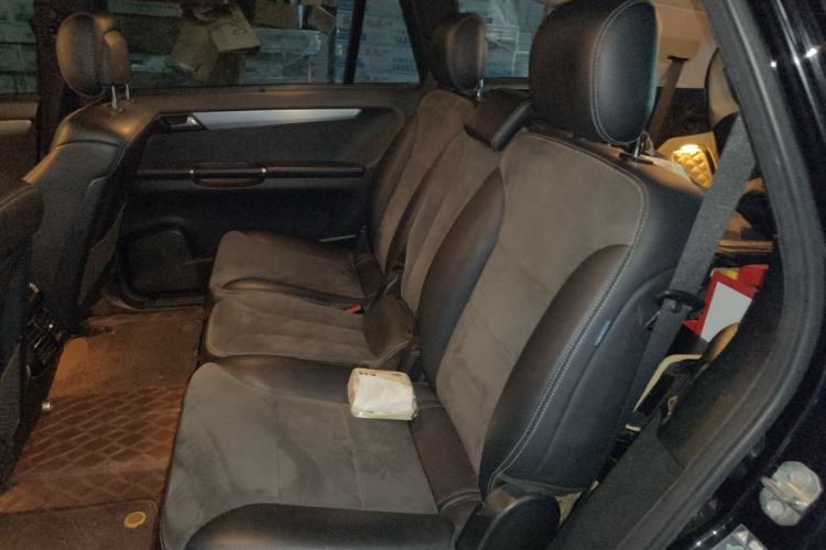 Used Mercedes-Benz R-Class 2014 R 320 4MATIC Business Model Left Rear Seat