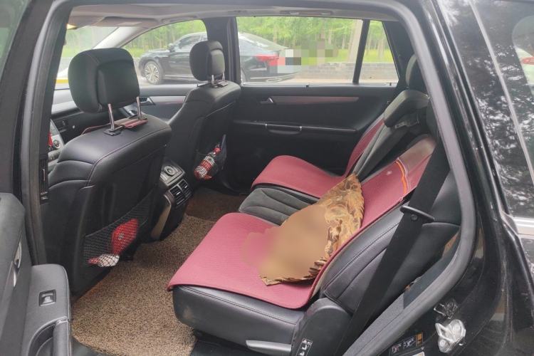 Used Mercedes-Benz R-Class 2014 R 320 4MATIC Business Model Left Rear Seat