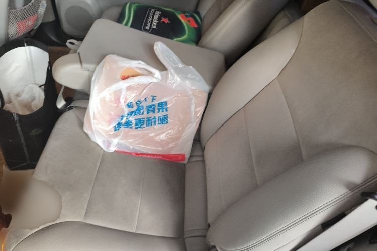 Used Mercedes-Benz R-Class 2014 R 320 4MATIC Business Model Left Rear Seat