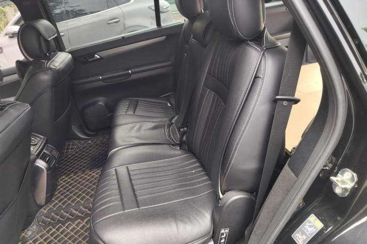 Used Mercedes-Benz R-Class 2014 R 320 4MATIC Business Model Left Rear Seat