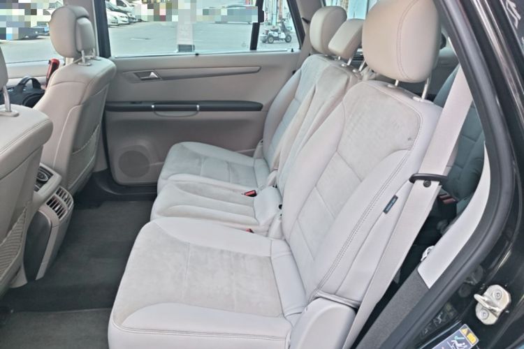 Used Mercedes-Benz R-Class 2014 R 320 4MATIC Business Model Left Rear Seat
