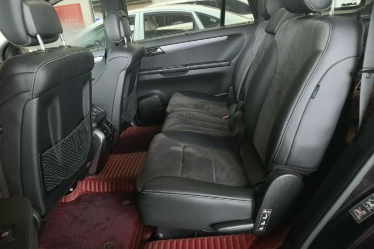Used Mercedes-Benz R-Class 2014 R 320 4MATIC Business Model Left Rear Seat