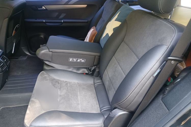 Used Mercedes-Benz R-Class 2014 R 320 4MATIC Business Model Left Rear Seat
