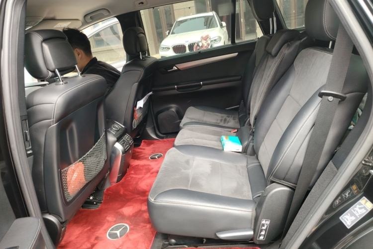Used Mercedes-Benz R-Class 2014 R 320 4MATIC Business Model Left Rear Seat