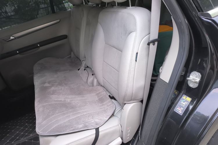 Used Mercedes-Benz R-Class 2014 R 320 4MATIC Business Model Left Rear Seat