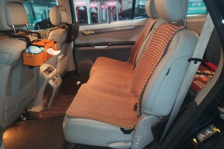 Used Mercedes-Benz R-Class 2014 R 320 4MATIC Business Model Left Rear Seat