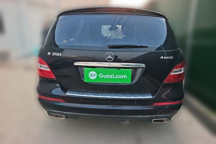Used Mercedes-Benz R-Class 2014 R 320 4MATIC Luxury Model Rear