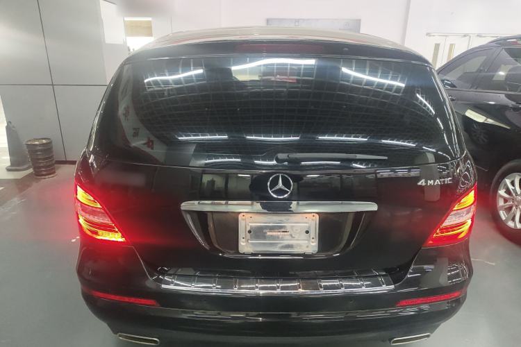 Used Mercedes-Benz R-Class 2014 R 320 4MATIC Business Model Rear