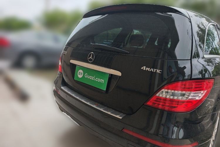 Used Mercedes-Benz R-Class 2014 R 320 4MATIC Business Model Rear