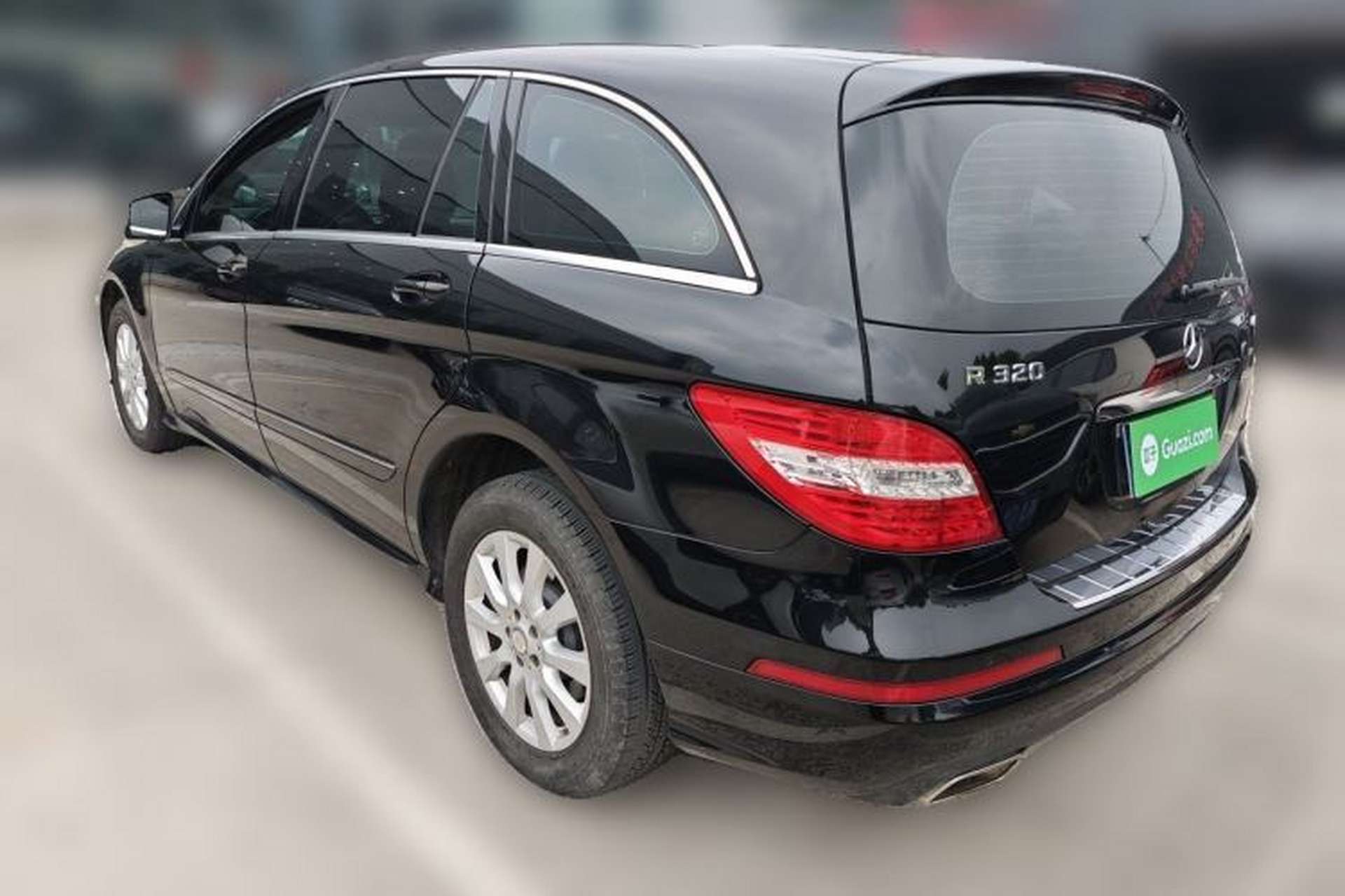 Used Mercedes-Benz R-Class 2014 R 320 4MATIC Business Model Rear Left 45 Deg