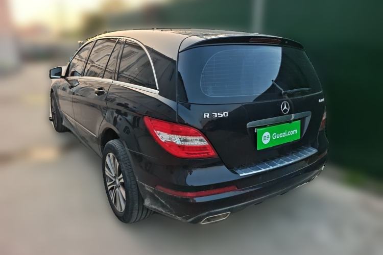 Used Mercedes-Benz R-Class 2014 R 320 4MATIC Luxury Model Rear Left 45 Deg