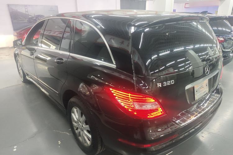 Used Mercedes-Benz R-Class 2014 R 320 4MATIC Business Model Rear Left 45 Deg